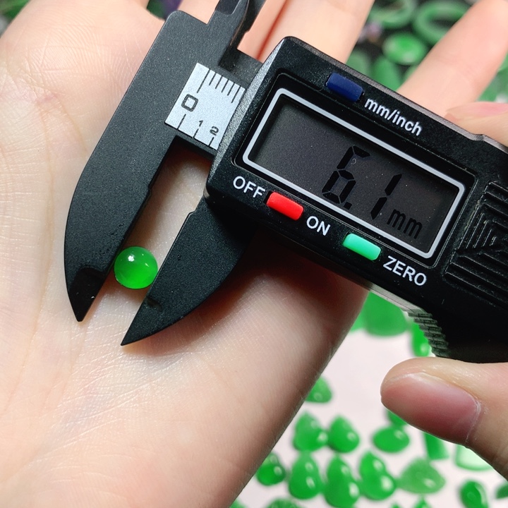 *****翡翠未镶嵌颈饰6.1*