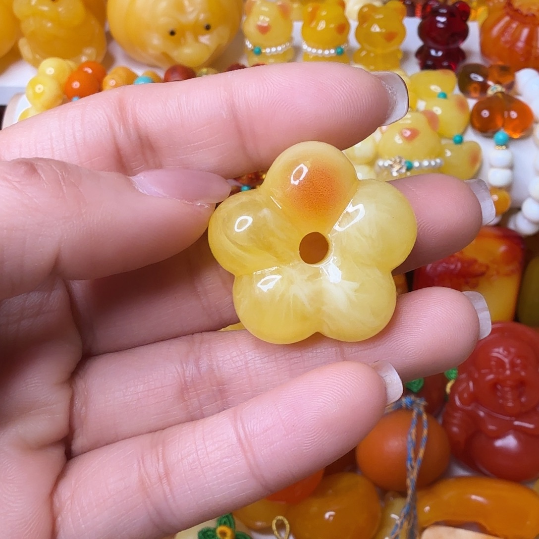 Y***辣非金属贝珠戒指花花