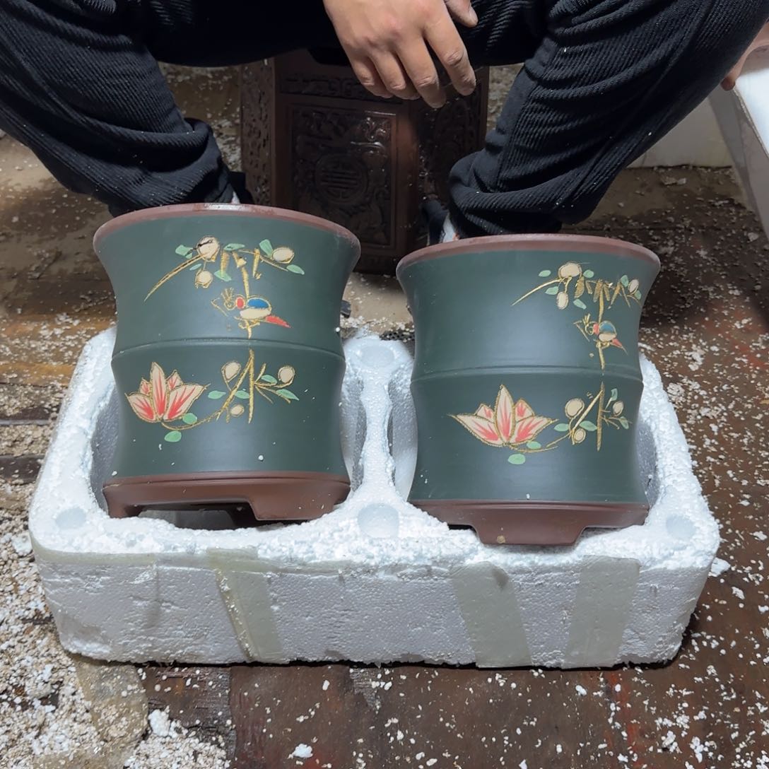 紫砂花盆瑕疵和瑕疵都