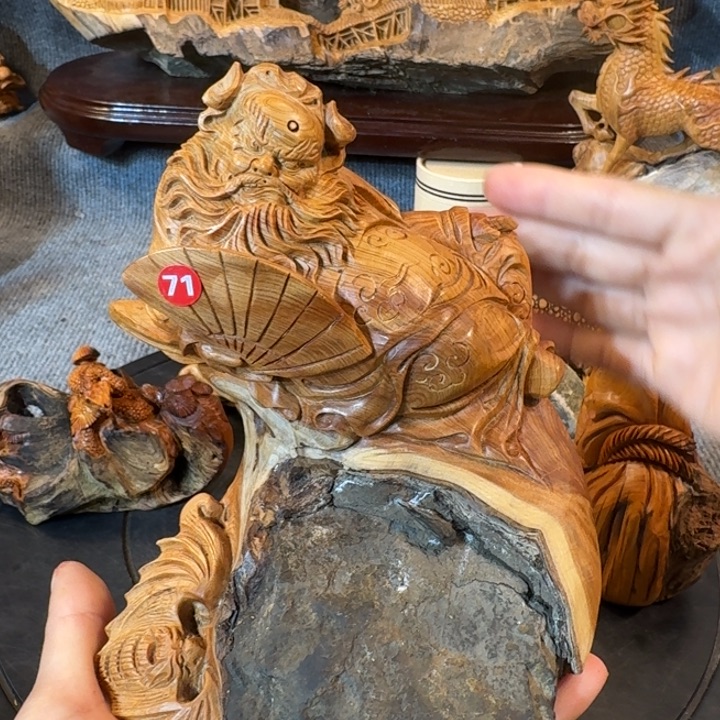 崖柏摆件手把件等