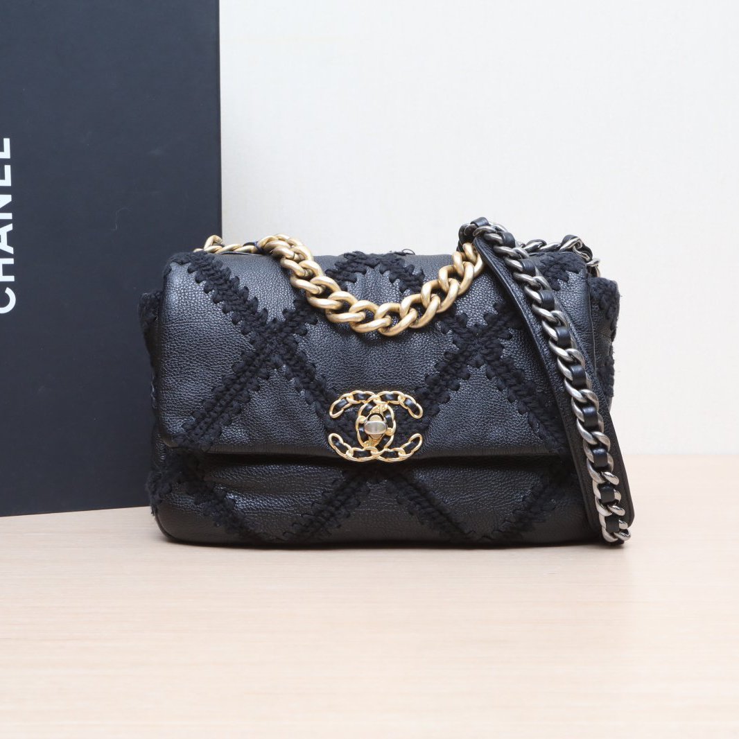 95新 Chanel/香奈儿 小花姑姑640879 19BAG 口盖包 小号 30开