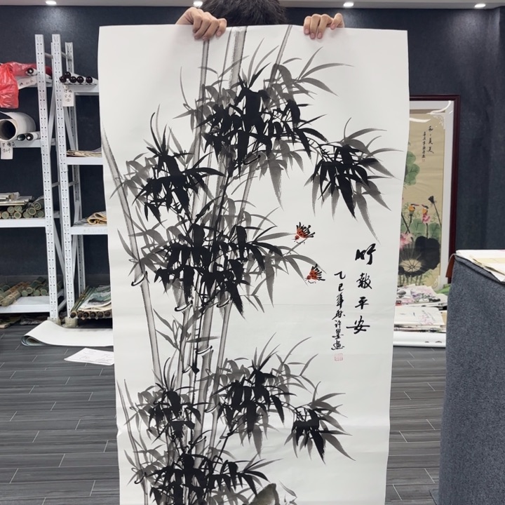 字画等多种形式的艺术作品和