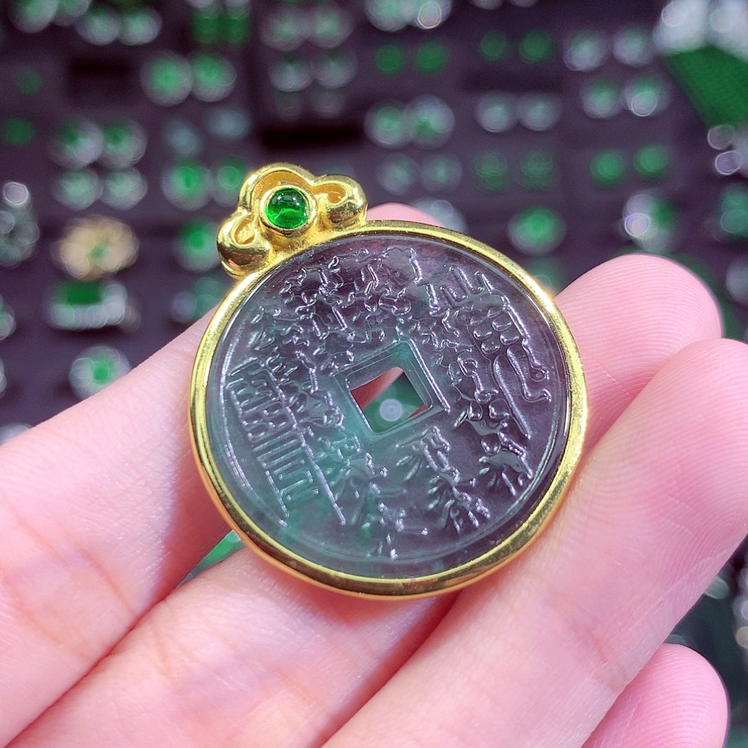 翡翠未镶嵌颈饰天然