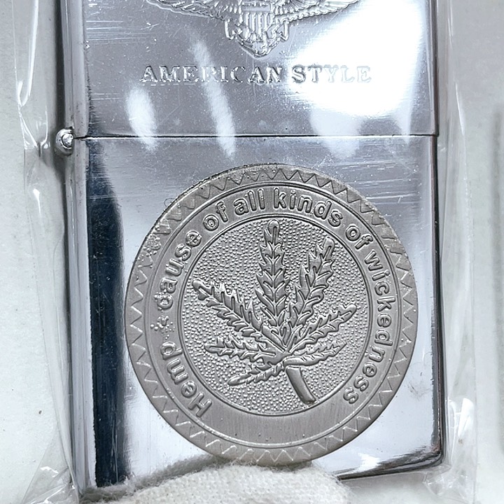 【闪购商品】恒星黑盒贴张银枫叶