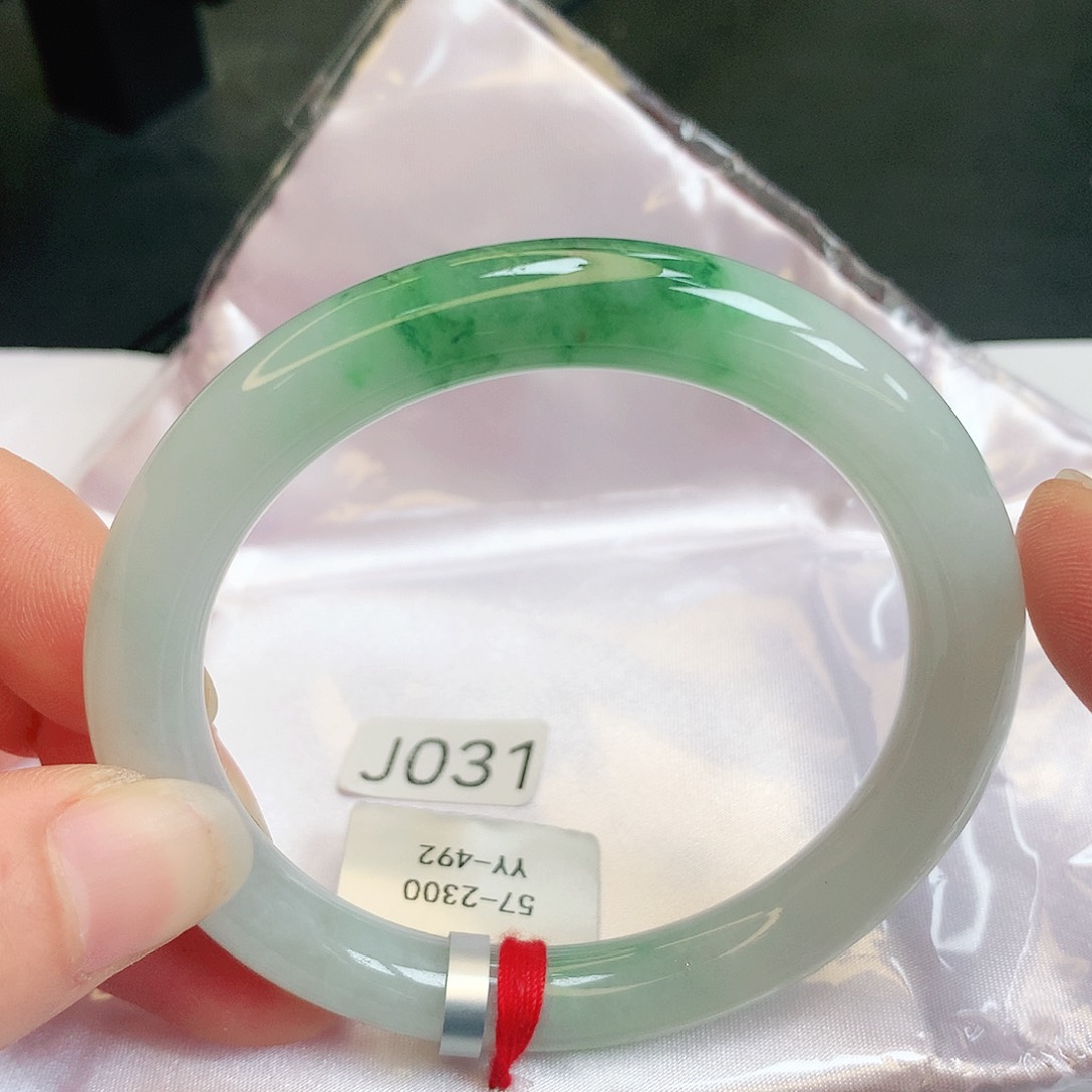 【闪购商品】翡翠手镯未镶嵌缅甸天然a货翡翠