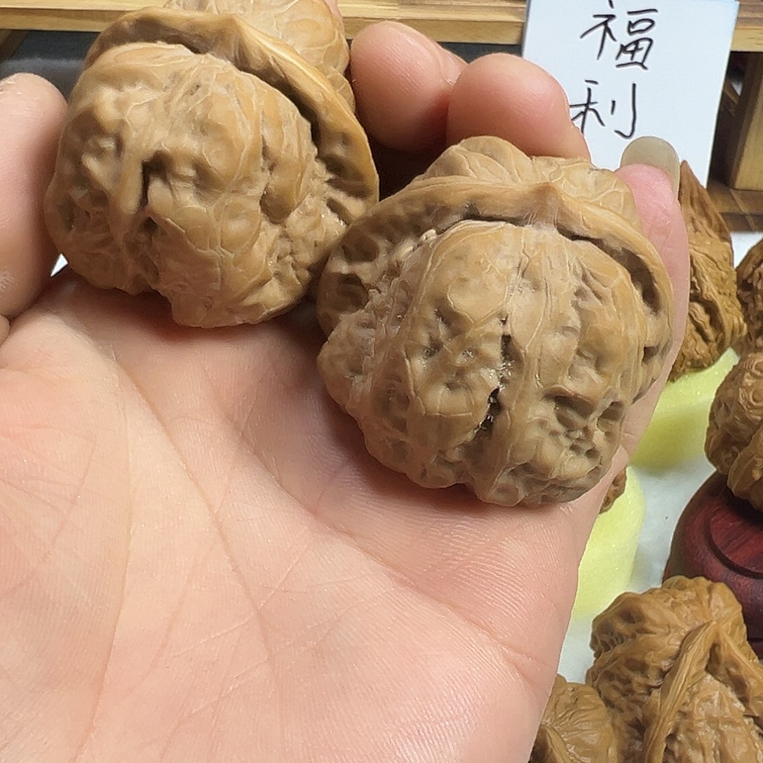 ****蛤蟆头大尺寸的车