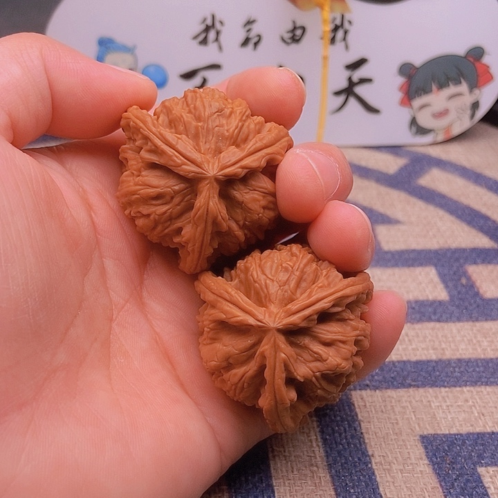 吊坠文玩核桃喜***?三棱
