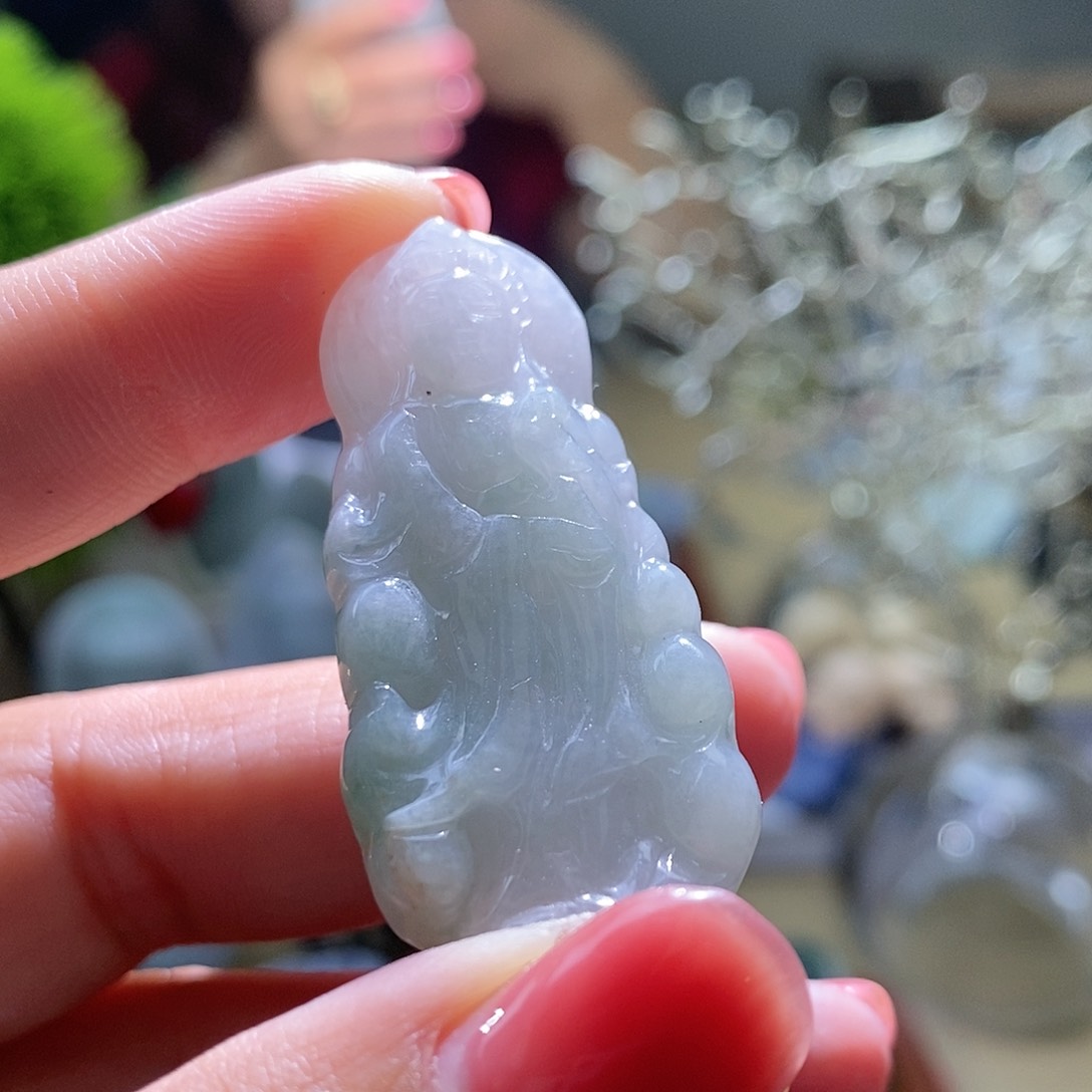 【闪购商品】翡翠未镶嵌颈饰观音