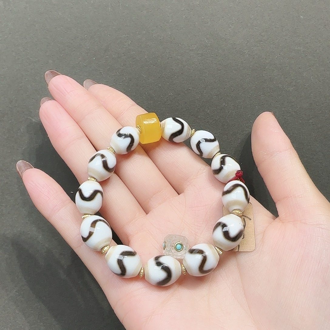 乔***王玛瑙/玉髓未镶嵌颈饰