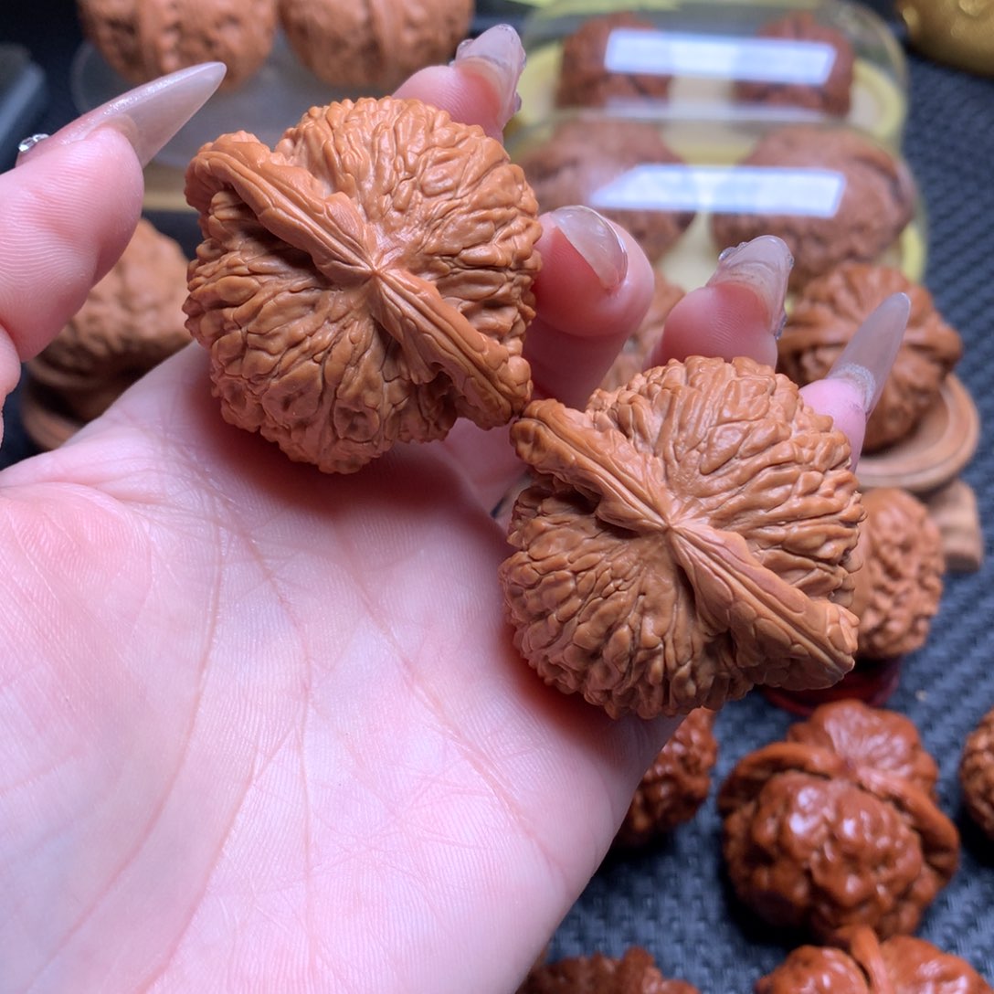 文玩核桃把件44白狮子