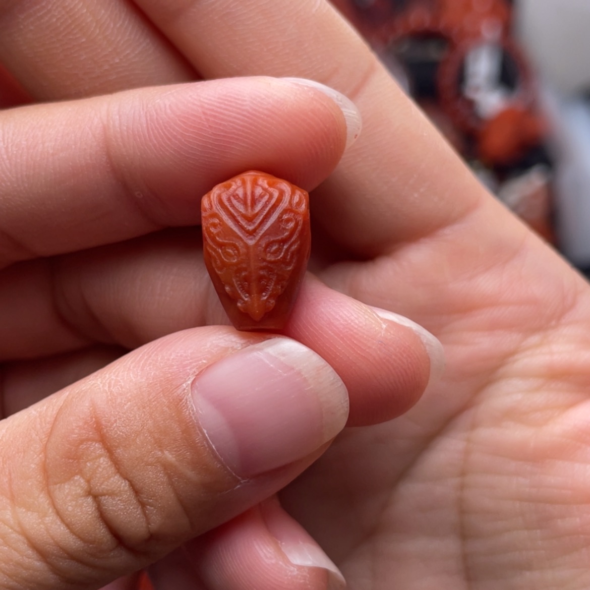【闪购商品】未镶嵌博古纹三通11mm南红玛瑙