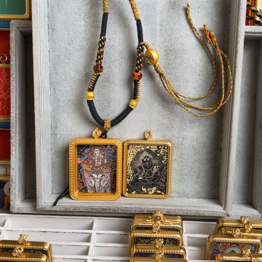╭****吊坠双面 普贤 黑老爷 吊坠