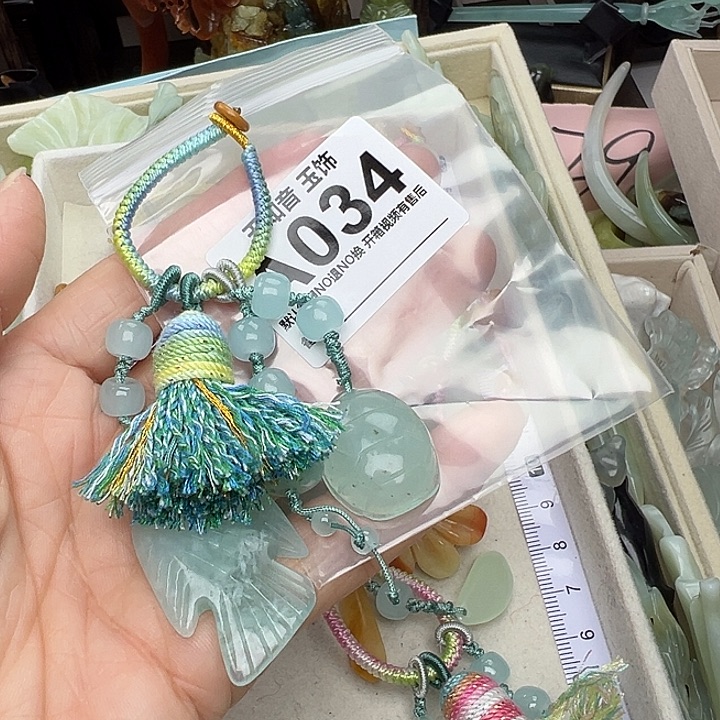 7***)蛇纹石玉未镶嵌发簪