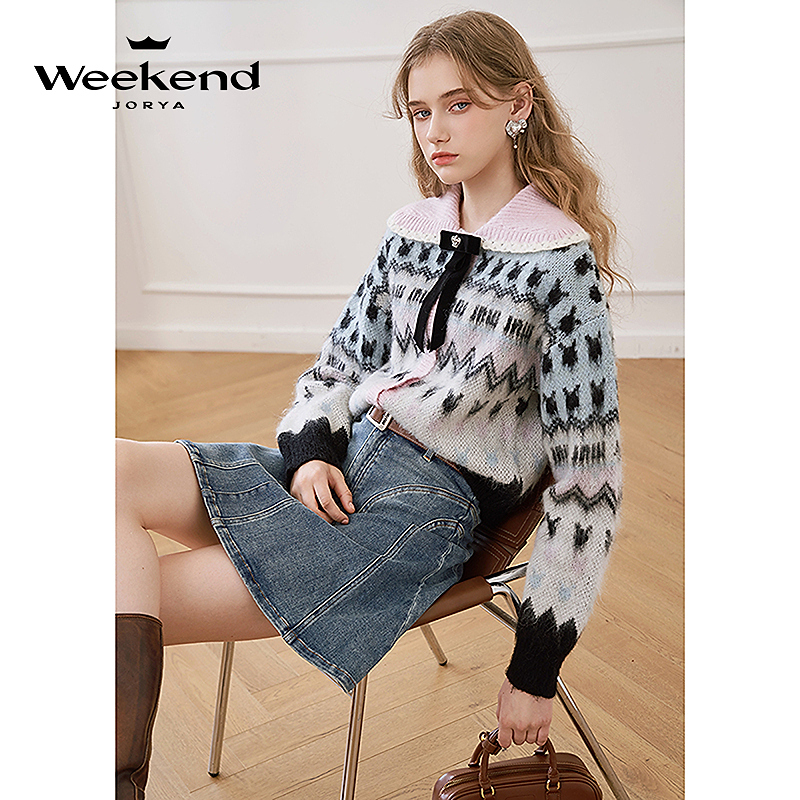 卓雅周末24冬新款花边翻领蝴蝶结兔子落肩袖马海毛针织衫Q260657C