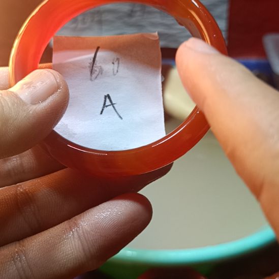 玛瑙/玉髓手镯未镶嵌