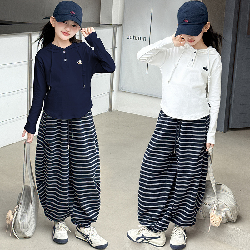 女童春秋季套装连帽2025新款韩版儿童中大童休闲条纹阔腿裤两件套
