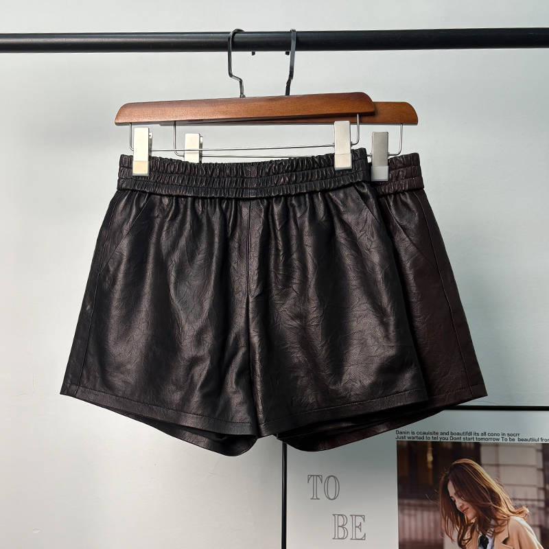 海宁2025秋冬新款抓皱真皮绵羊皮时尚百搭显瘦松紧高腰短裤