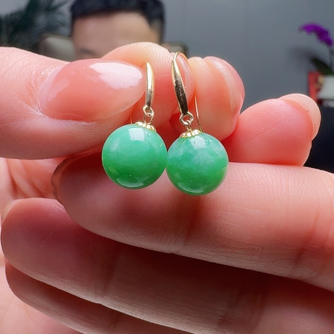 翡翠18K金镶嵌耳饰天然