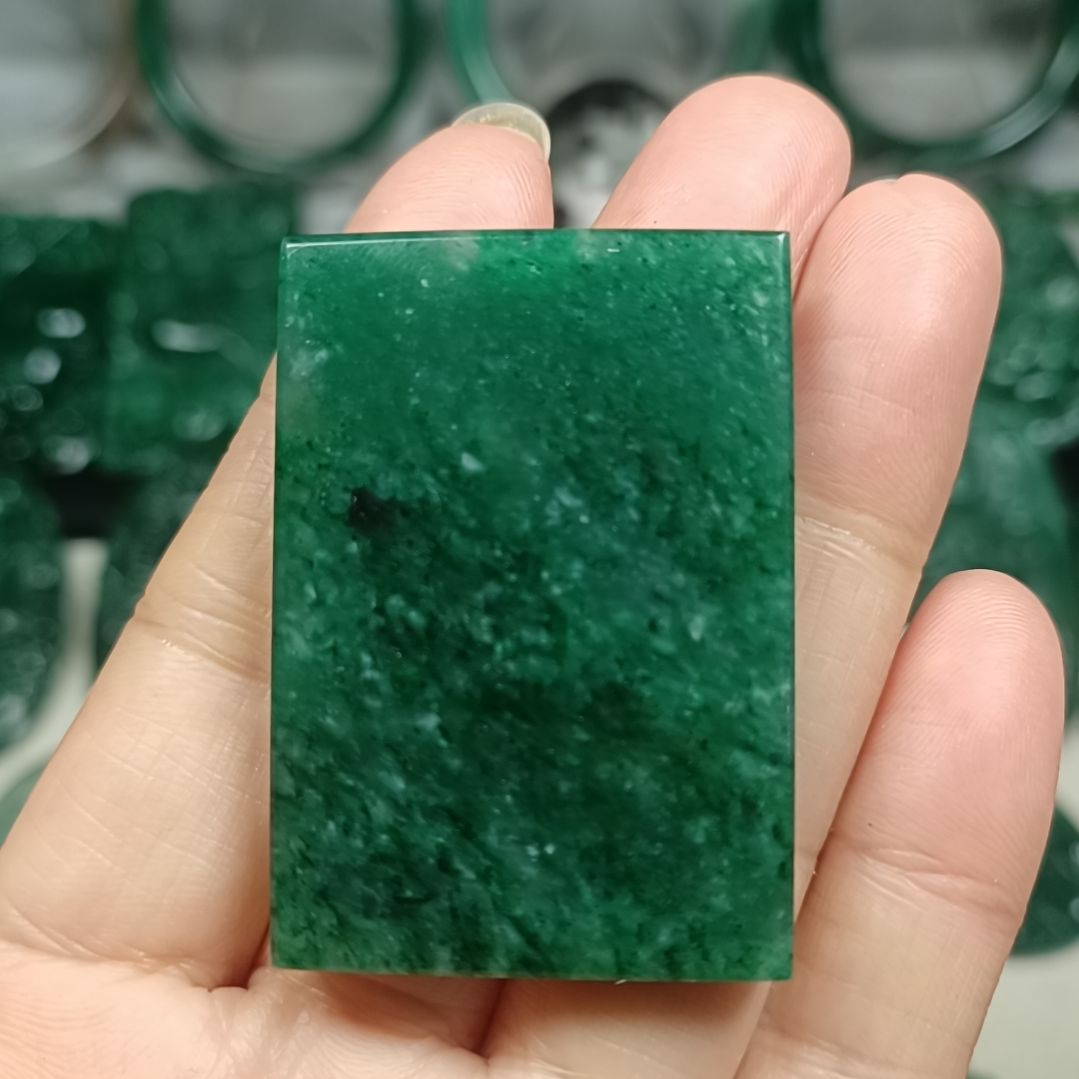 独山玉未镶嵌无事牌