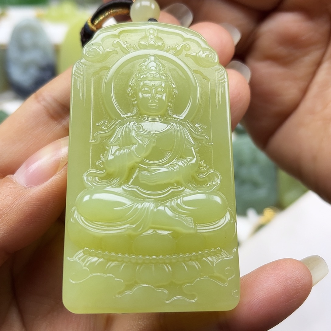 和田玉未镶嵌颈饰