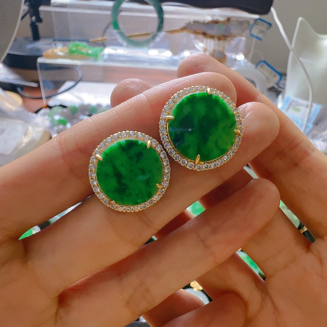 翡翠未镶嵌颈饰翡翠350