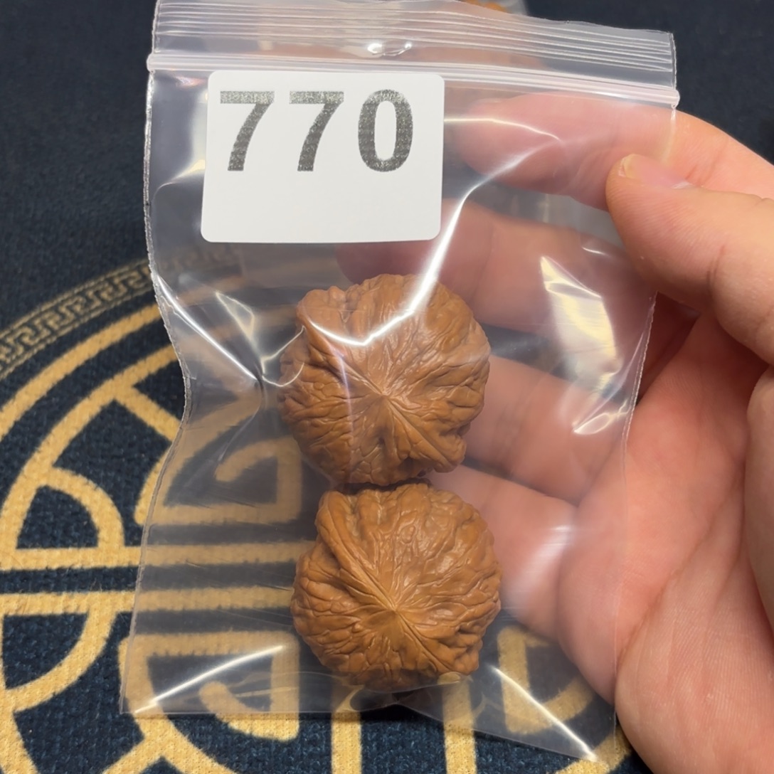文玩核桃吊坠铁锤770
