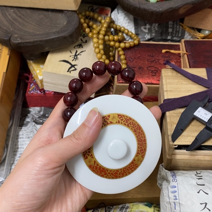 瓷片哈中古工艺品一件