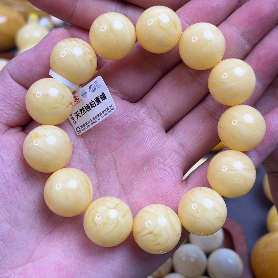 蜜蜡裸石未镶嵌同料手串