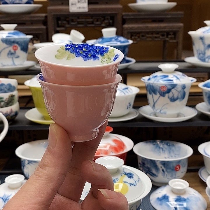 手绘微瑕绣球花杯子两个装