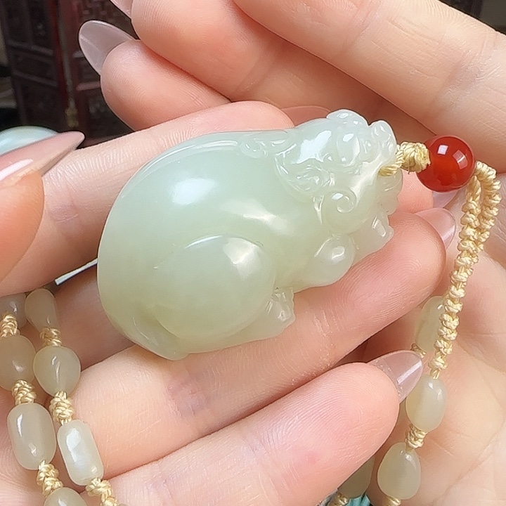 和田玉未镶嵌颈饰定制发货