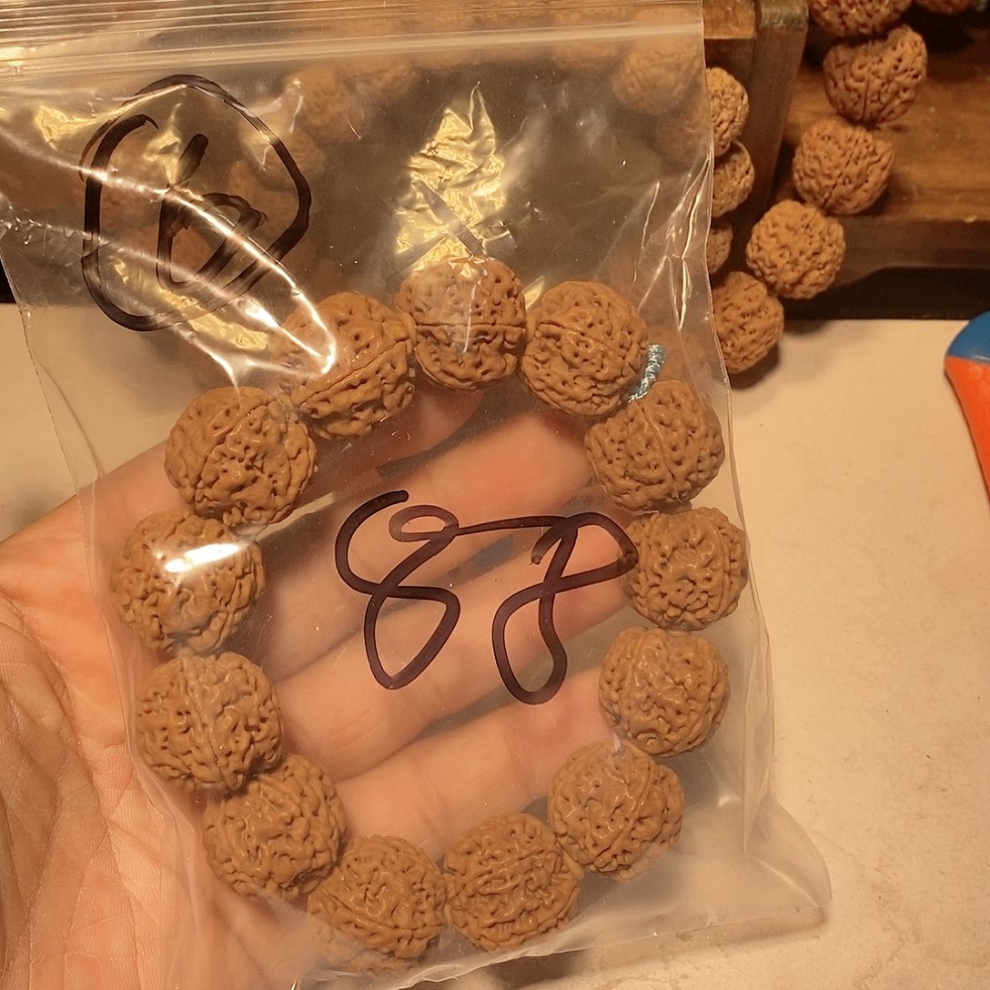 金刚菩提手串T****?6。          