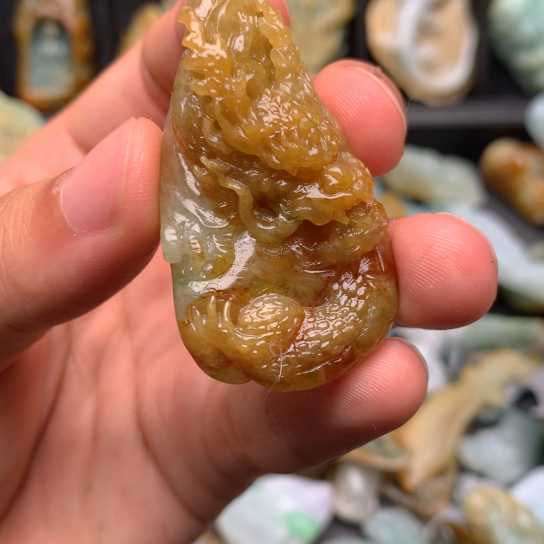 定制翡翠未镶嵌翡翠