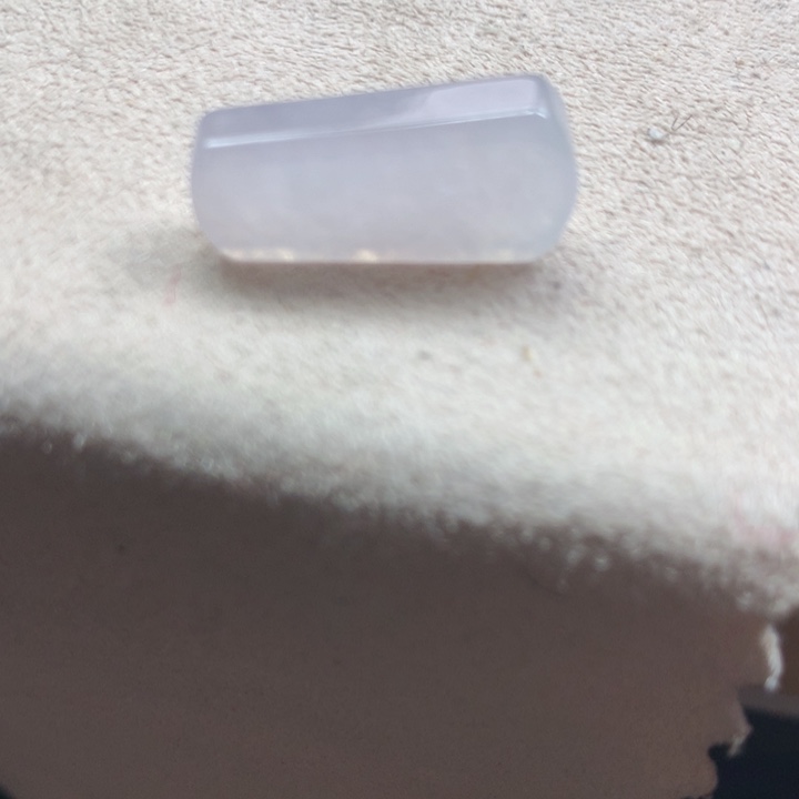 翡翠颈饰未镶嵌吊坠