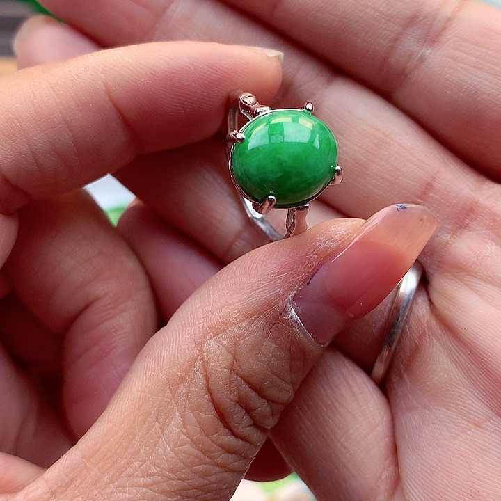 翡翠颈饰银S925镶嵌翡翠