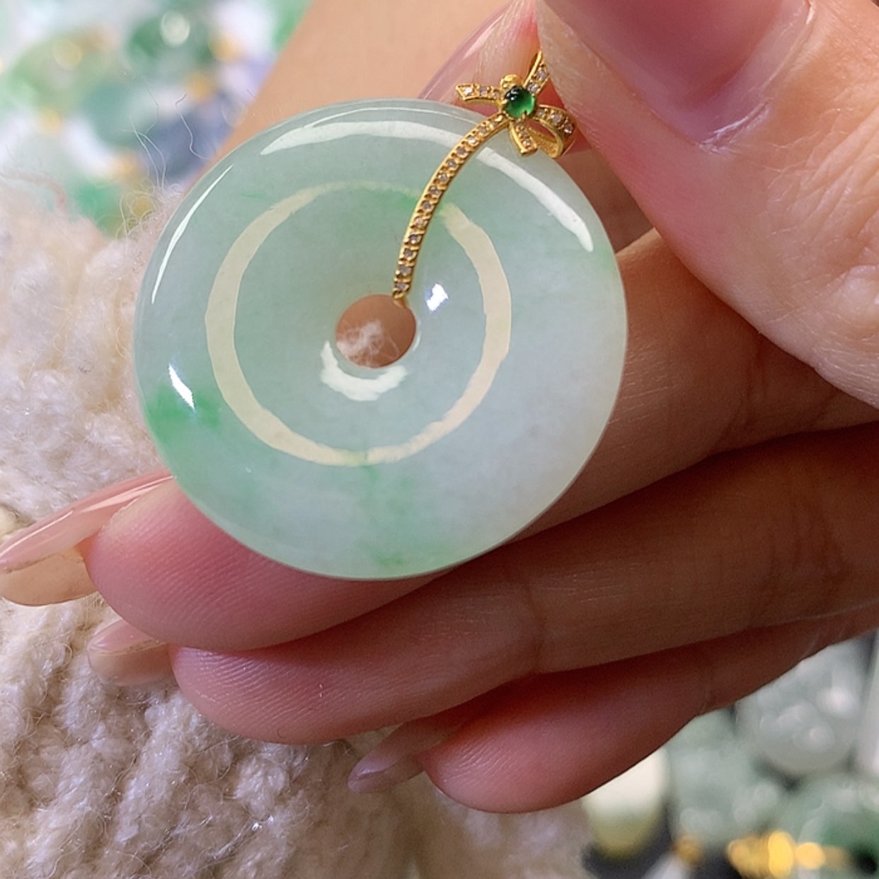 【闪购商品】翡翠吊坠(赠链)18K金镶嵌