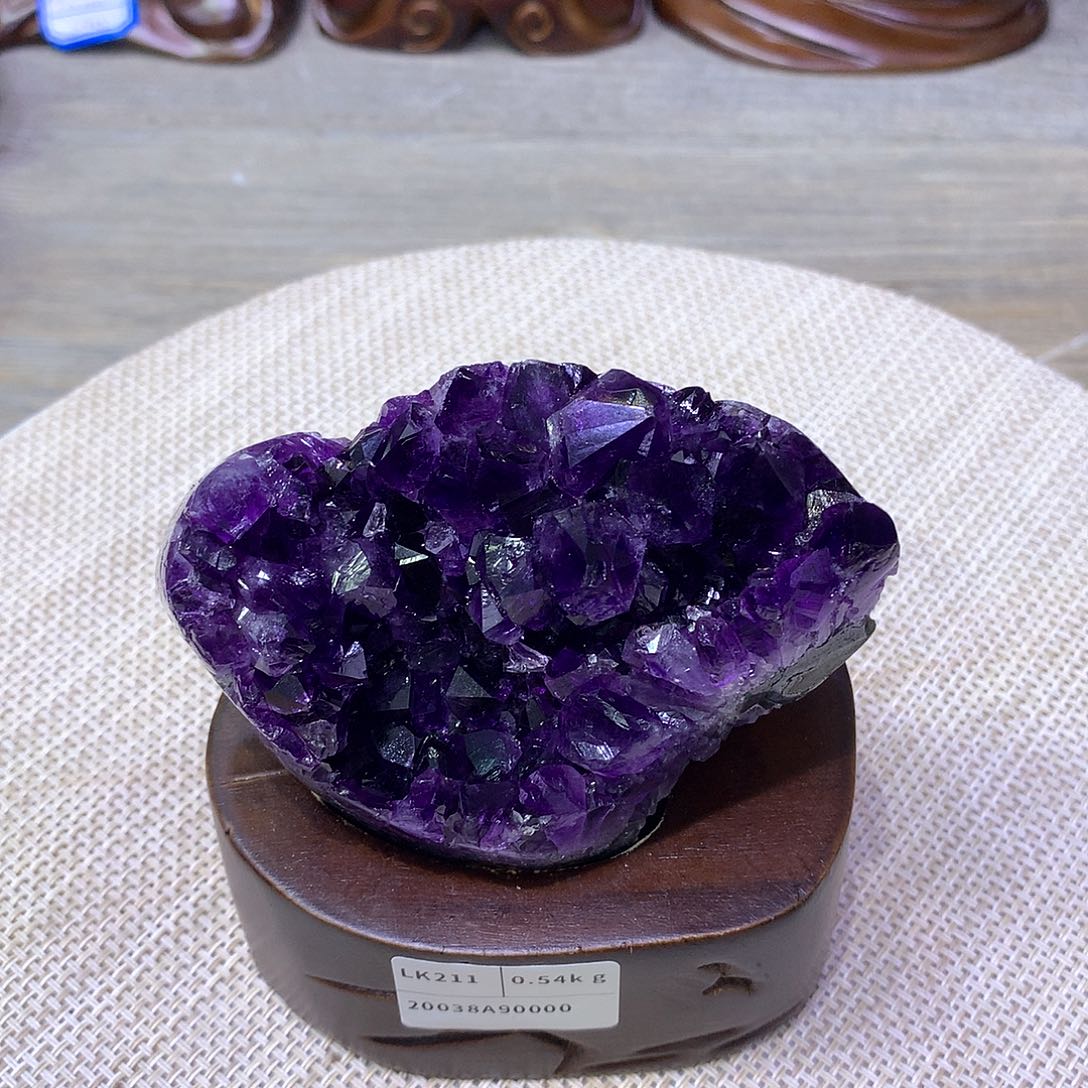 紫晶大型摆件（非配饰）未镶嵌