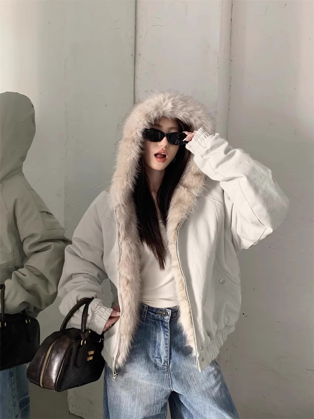 大毛领短款设计感座山雕棉服外套女冬季潮流复古连帽保暖棉衣950