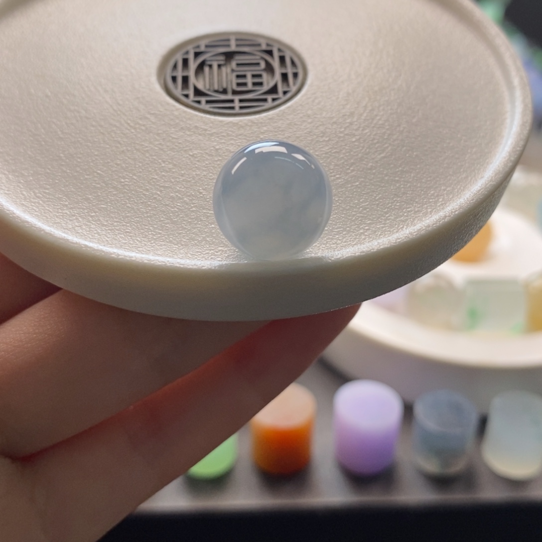 翡翠未镶嵌颈饰起胶蓝底圆珠卡12.80