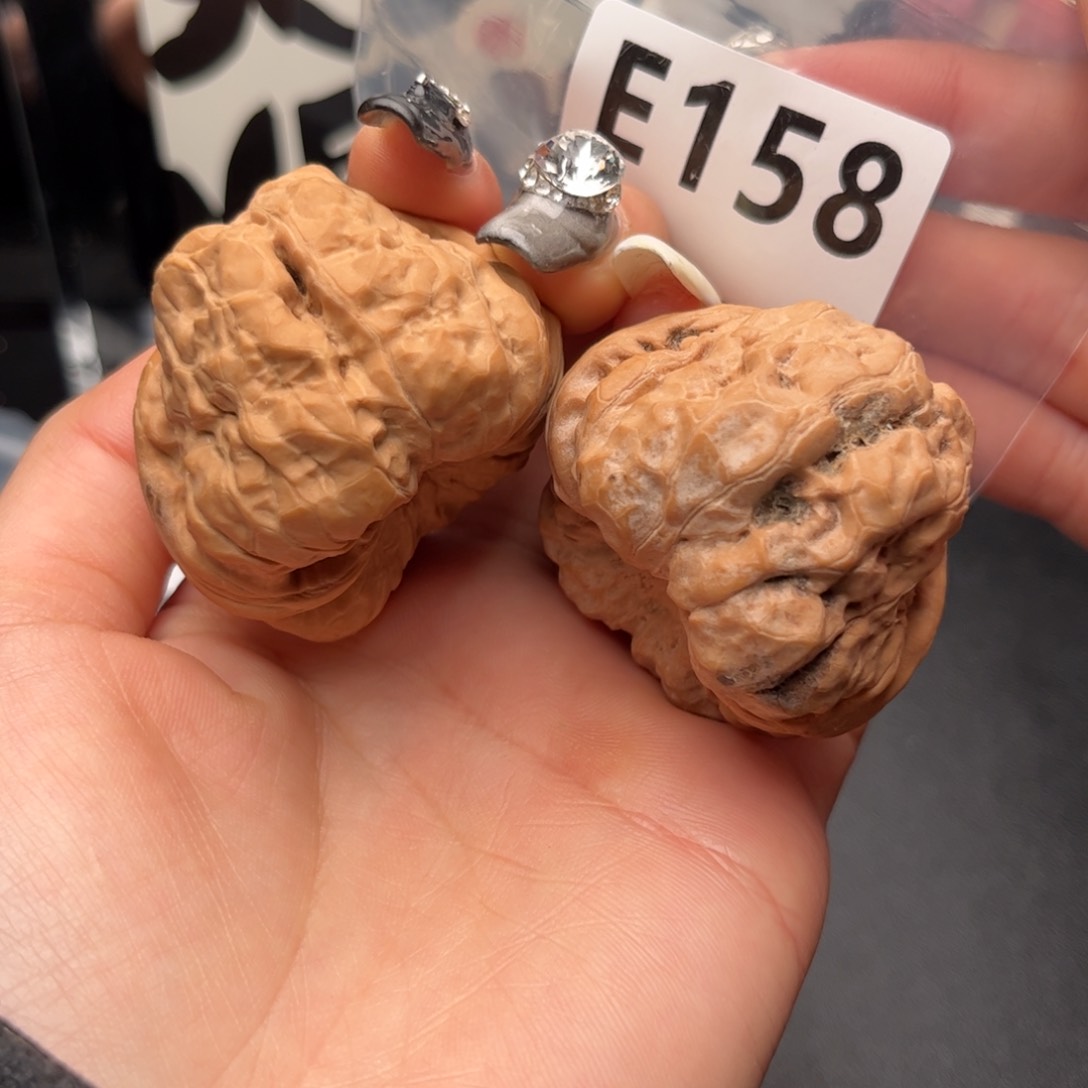 文玩核桃把件肚48边45