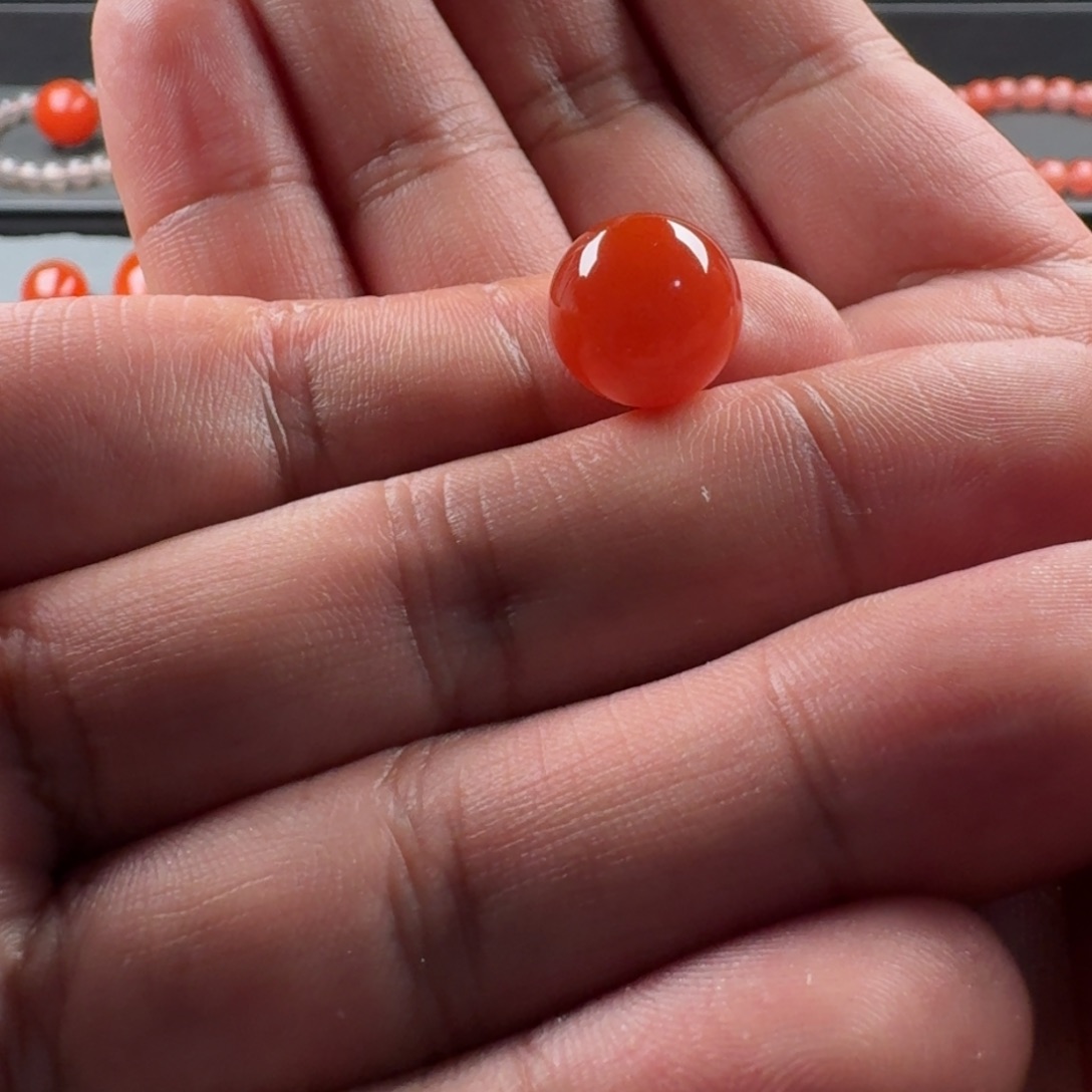 南红玛瑙未镶嵌圆珠12.5