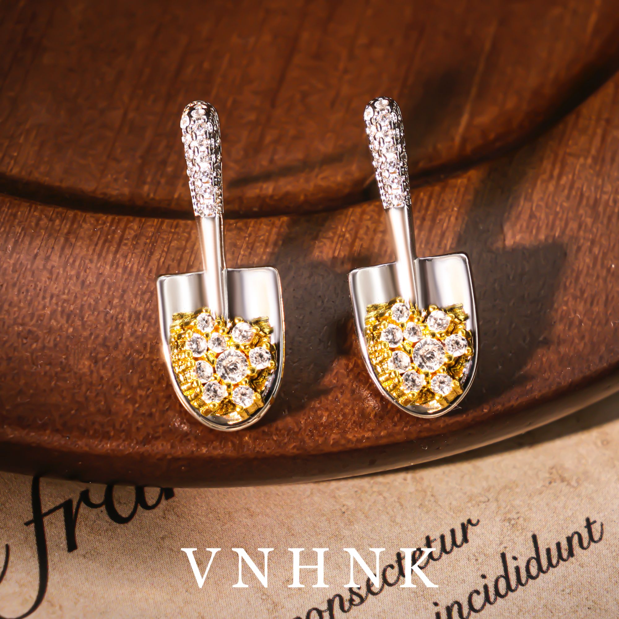 铜合金合成锆石耳饰 美可儿   E462   银色小众百搭耳环