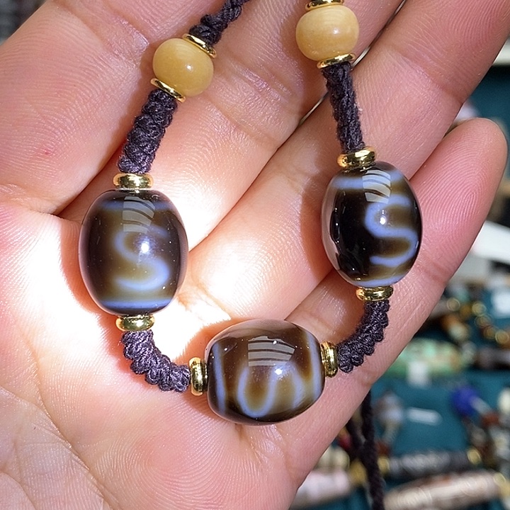 玛瑙/玉髓颈饰合金