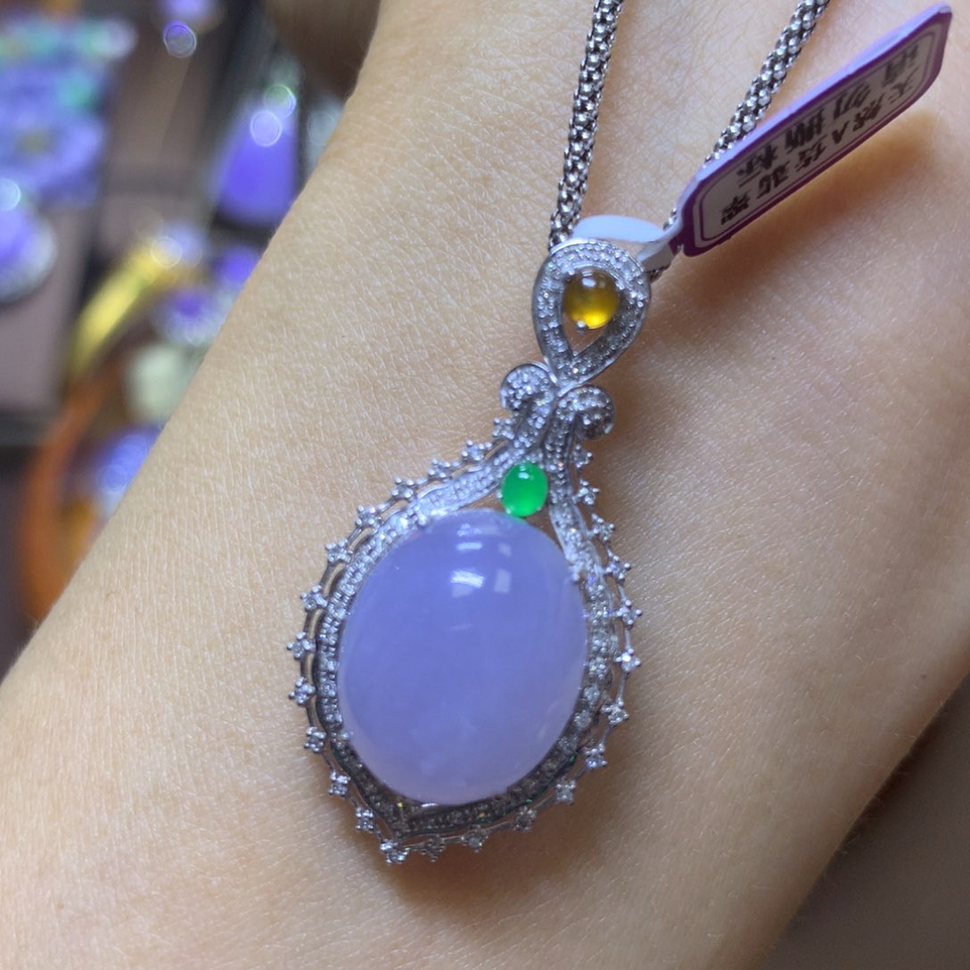 【闪购商品】翡翠颈饰18K金镶嵌翡翠