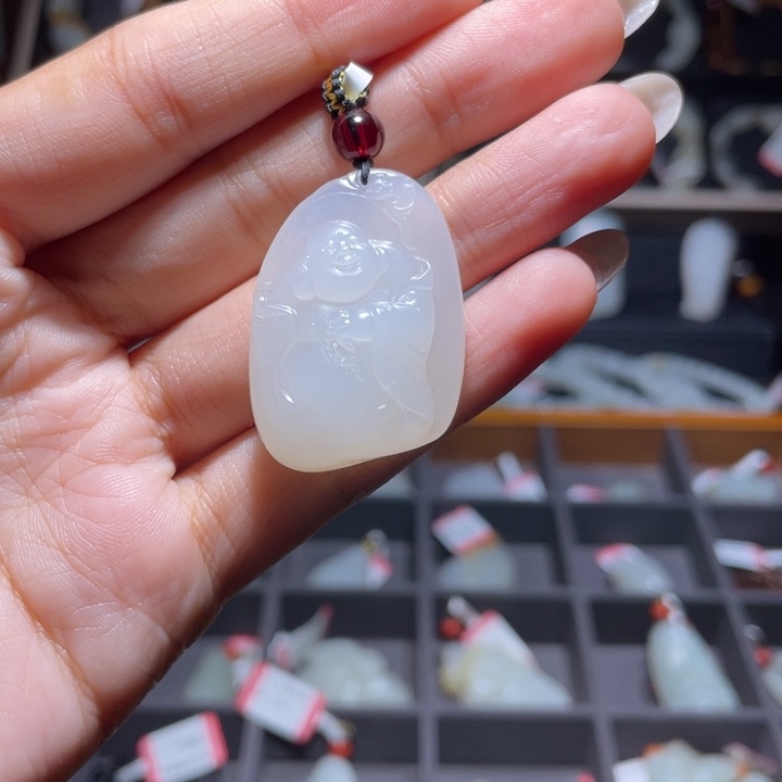 你***那和田玉未镶嵌手链