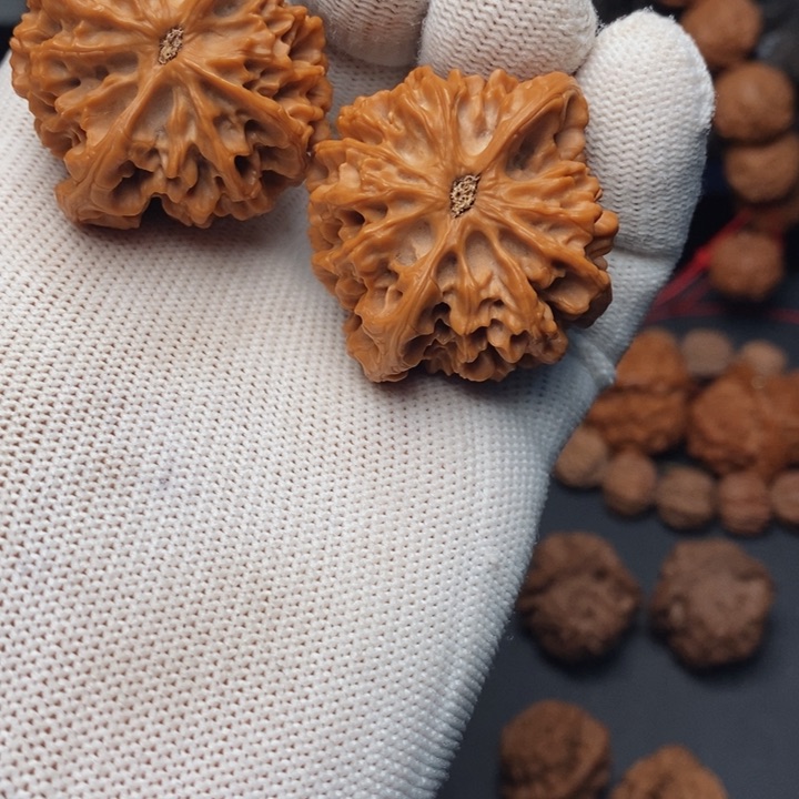 把件文玩核桃嘎**畅秦岭秦闷