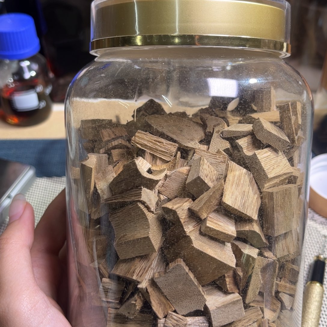 杨***生沉香柬埔寨菩萨棋车珠料11克