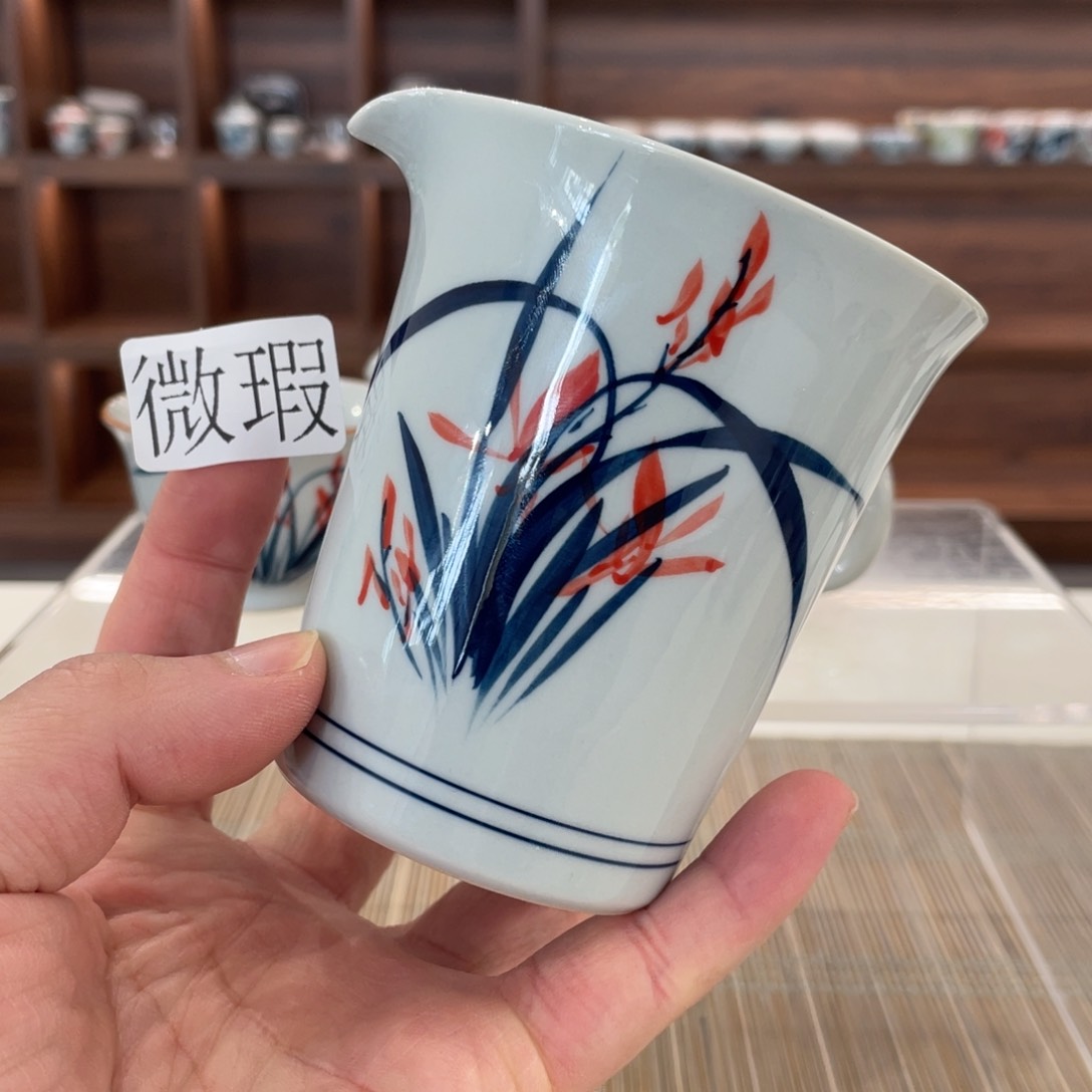 釉下手绘茶具微瑕