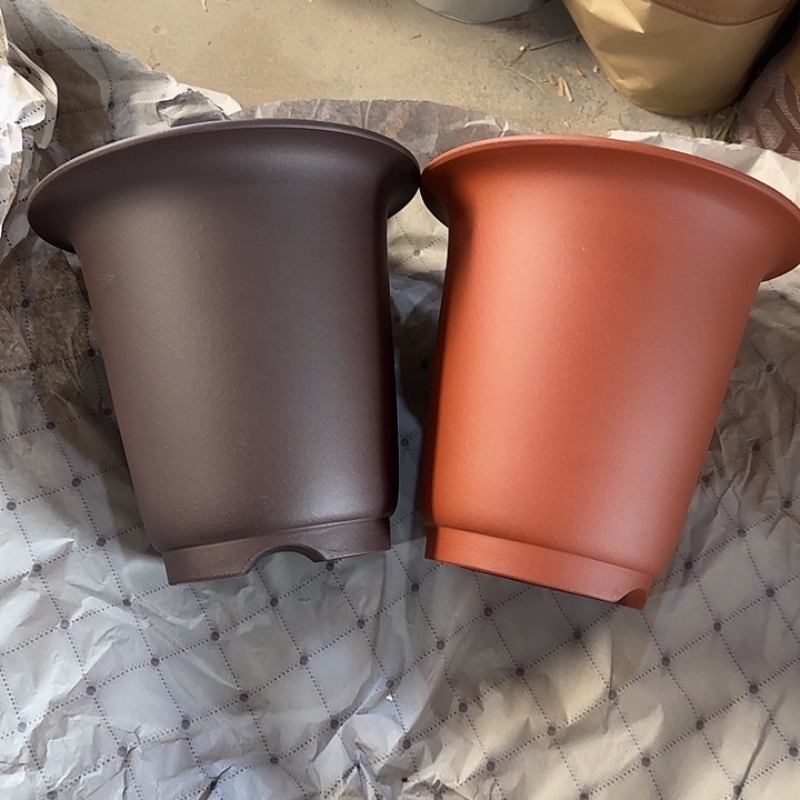 20×20两只手工兰花盆   