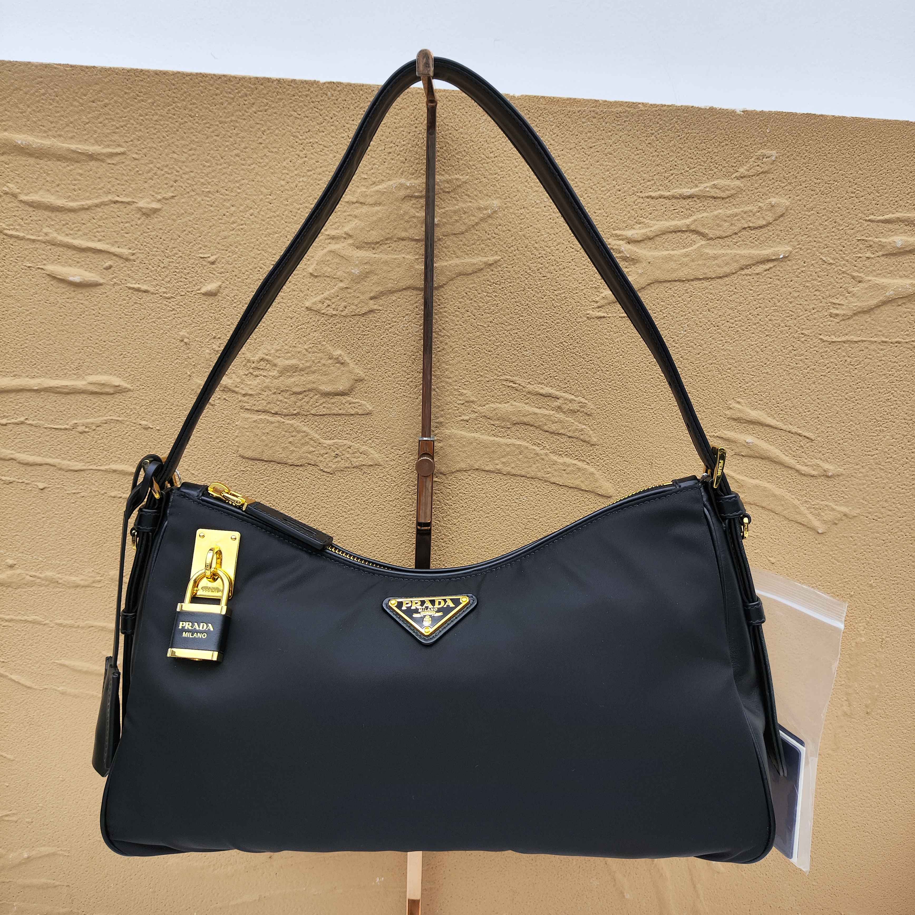 95新 Prada/普拉达  /KIKI/单肩包/18737924