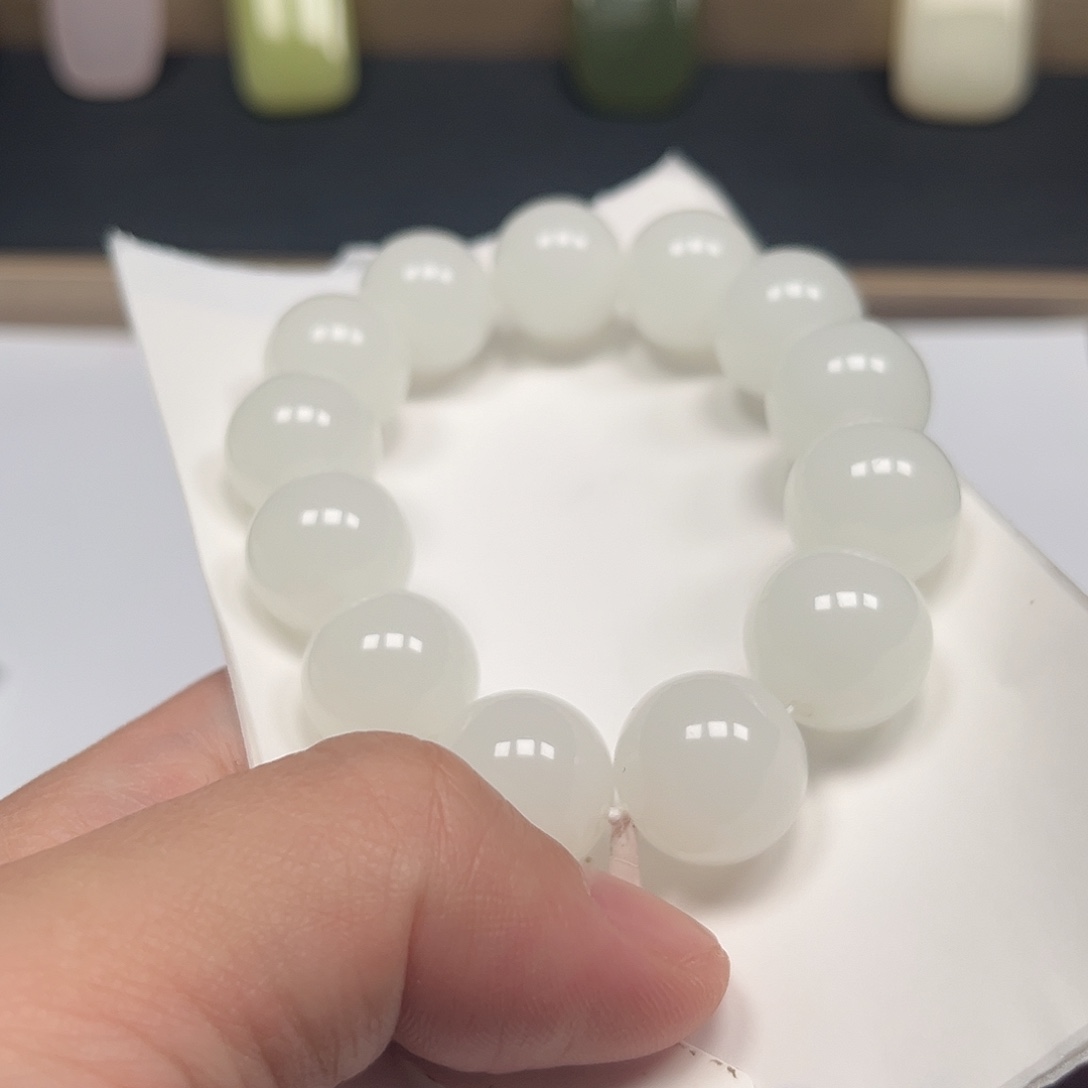 和田玉（糖玉）未镶嵌手链